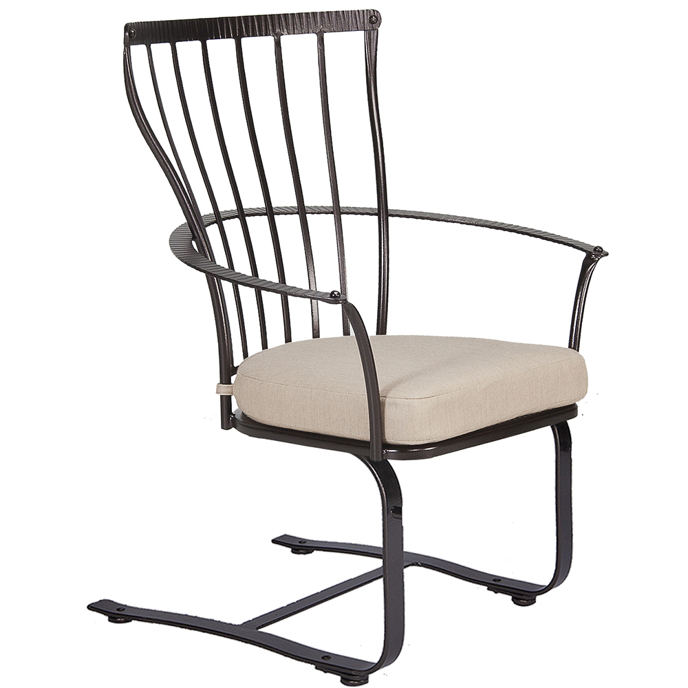 Spring Base Dining Arm ChairWidth/Diameter :	29.75 Depth/Length:	26.75 Height:	39.25 Seat Height:	19 Arm Height:	25 Weight:	40