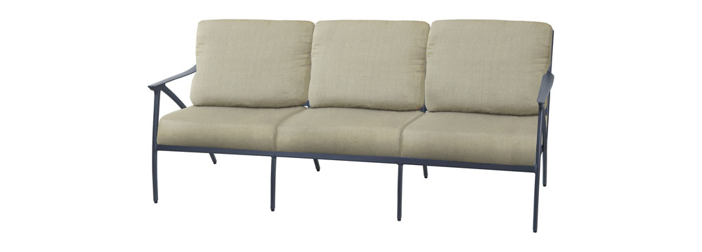 AMARI CUSHION SOFA
Dimensions W: 77" D: 33" H: 33.5"
Seat/Arm Height Seat: 18" Arm: 24"
Weight 64 lbs