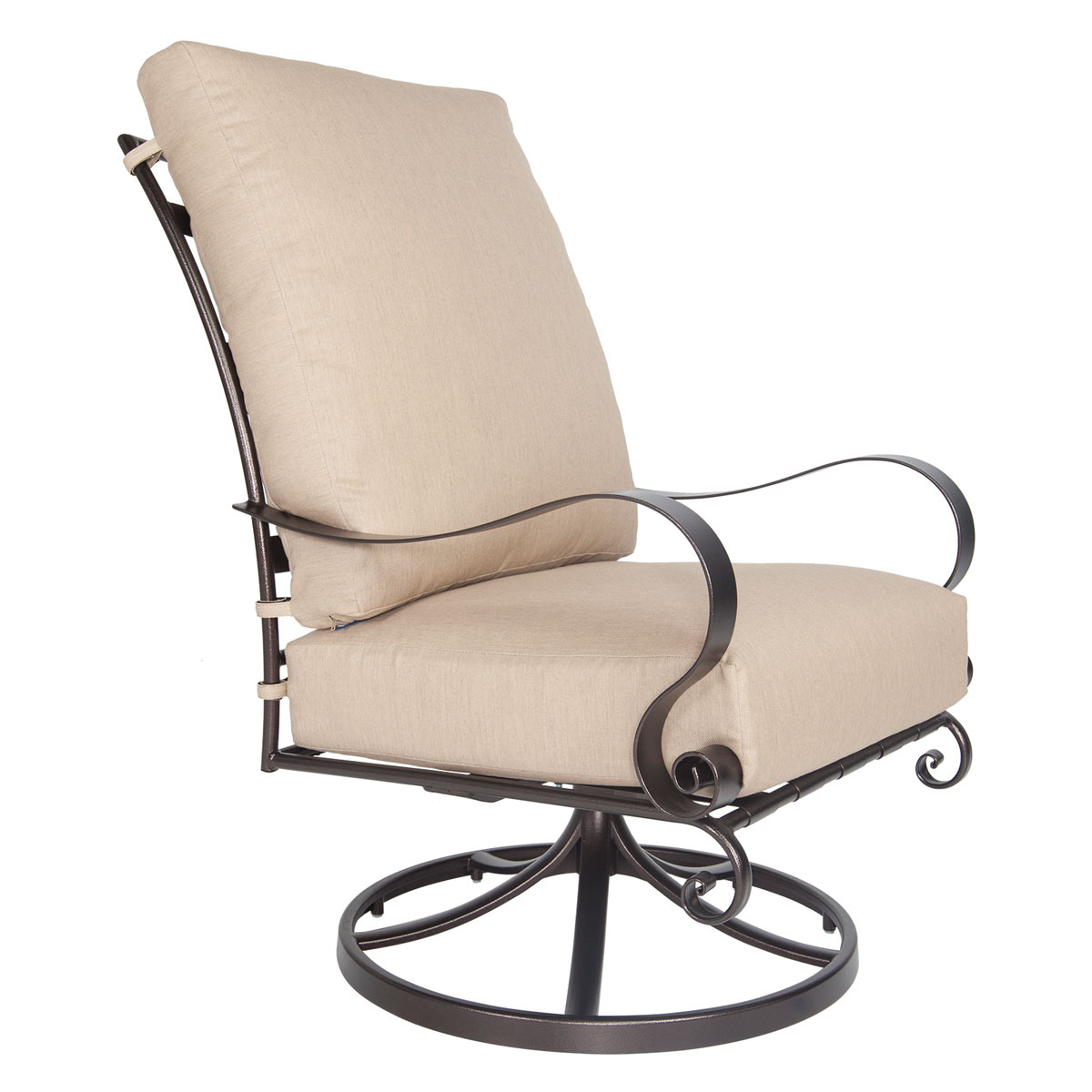 Swivel Rocker Lounge Chair:
Width/Diameter :	28
Depth/Length:	36
Height:	35
Seat Height:	17.5
Arm Height:	25
Weight:	62 lbs
