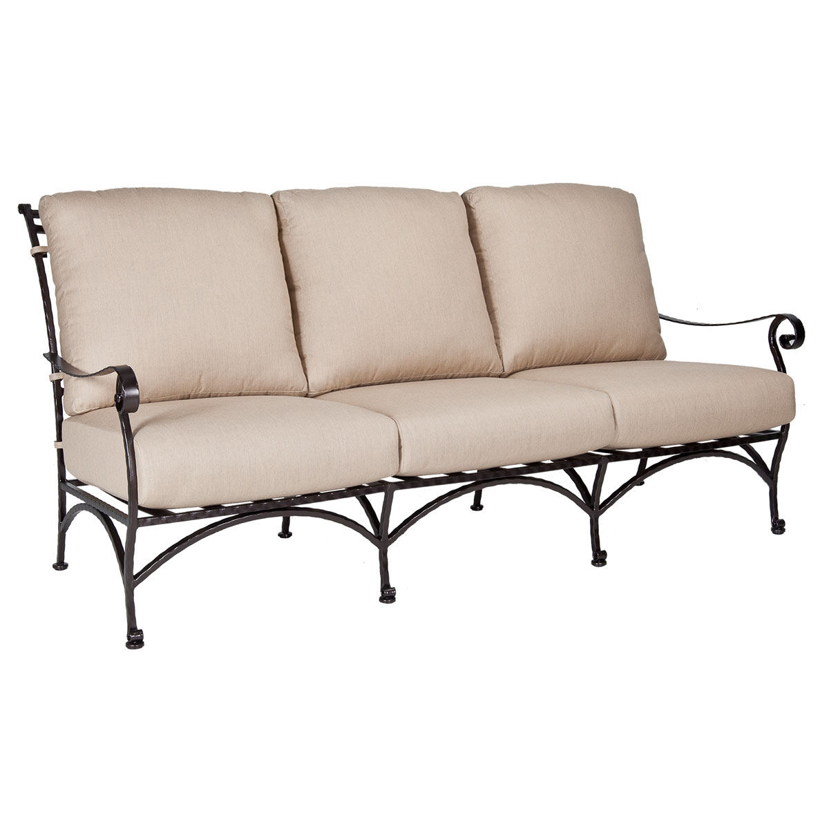 Sofa:Width/Diameter :	81
Depth/Length:	39.5
Height:	39.25
Seat Height:	18.75
Arm Height:	27
Weight:	170