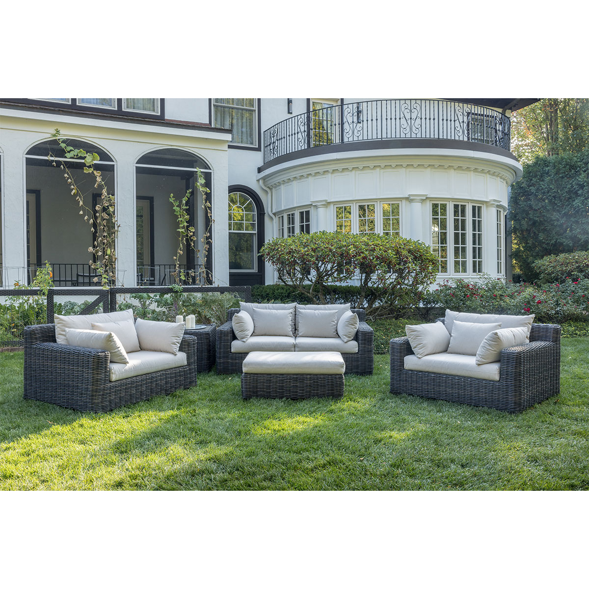 Lucca XL 5 Piece Loveseat Collection